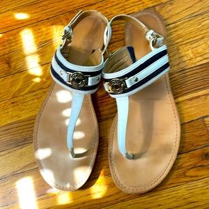 Tommy Hilfiger 9 Women’s White/Black Strappy Sandals size 10 Barefoot Sandal